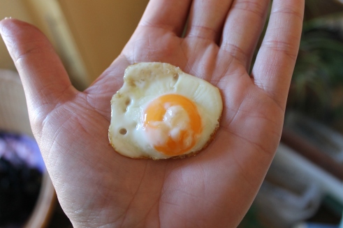 Not quite sure why I felt the need to put a fried egg in my hand